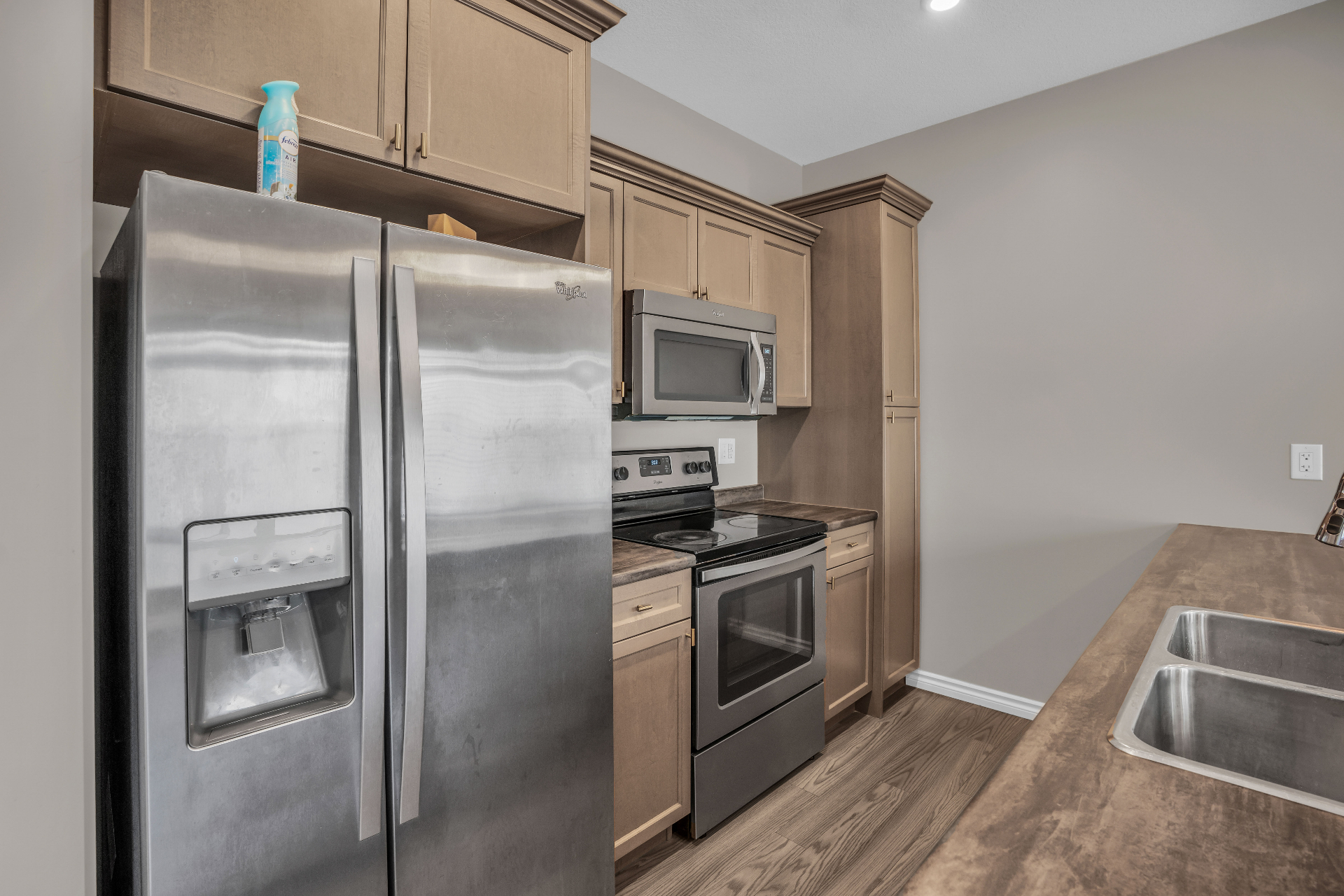 石桥精品联排出售, 115 Veltkamp Cres # 39 ——林与唐地产 - 3